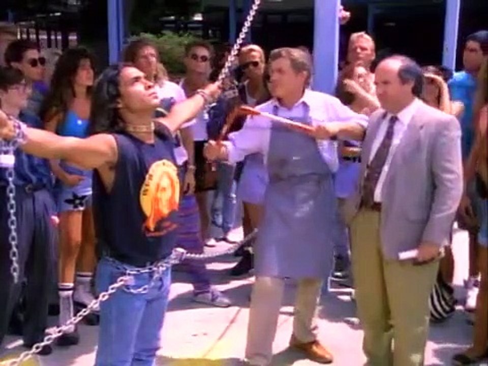 Baywatch - Se3 - Ep06 - Showdown at Malibu Beach High HD Watch