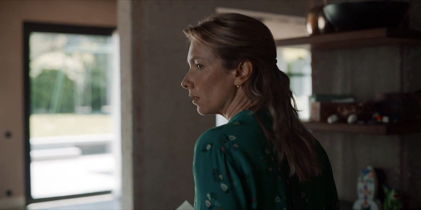 Moloch - Se1 - Ep01 HD Watch