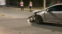 Carro desgovernado em alta velocidade atinge prédio em área nobre de BH