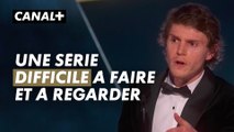 Les remerciements d'Evan Peters suite à sa récompense pour Dahmer - Golden Globes 2023 – CANAL+