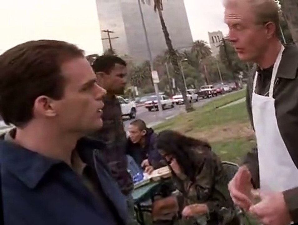 Six Feet Under S01 E06