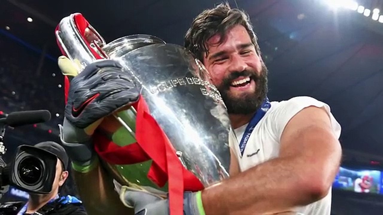 All or Nothing - Brazil National Team - Se1 - Ep02 - A Team The Plays Together, Prays Together HD Watch