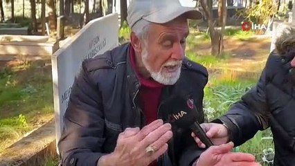 Hayattayken mezarını yaptı, her gün gidip üzerinde yatıyor