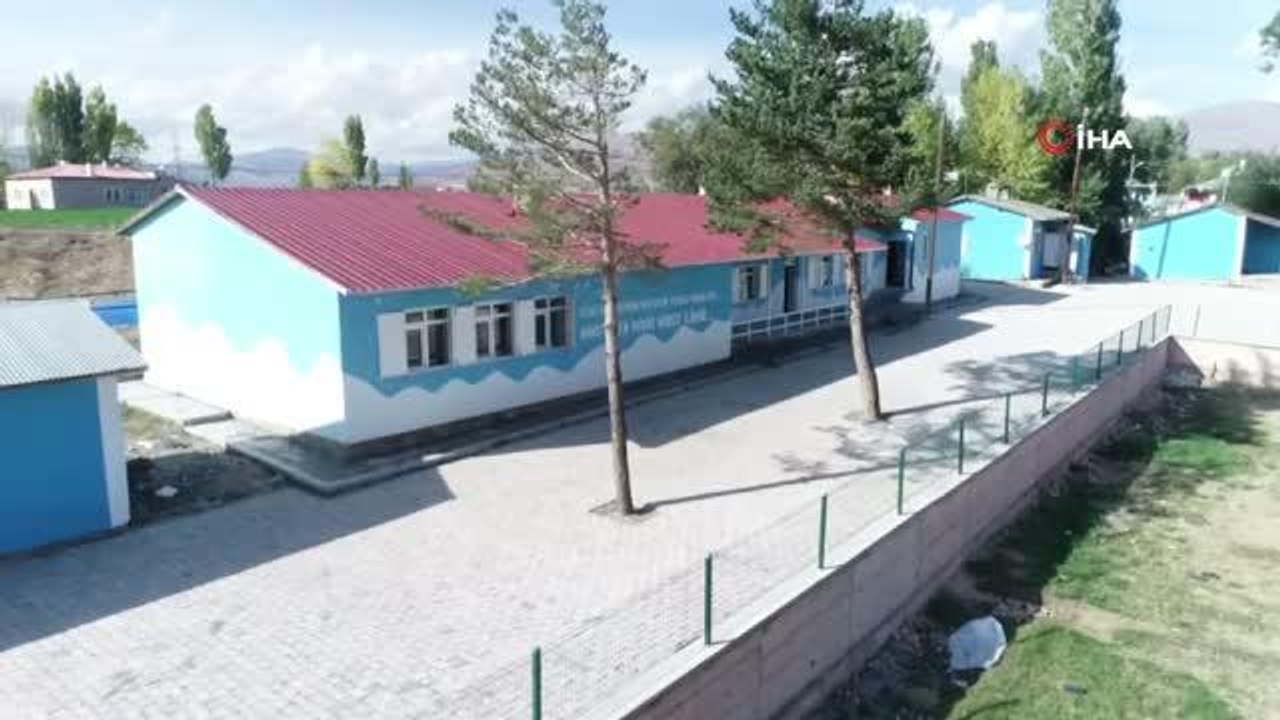 Köy yaşam merkezleri Bayburtlu kadınlara hem eğ...