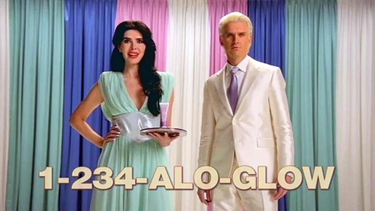 Alo Glo - Guillermo del Toro's Cabinet of Curiosities               Bonjour Glo    Le Cabinet de curiosités de Guillermo del Toro