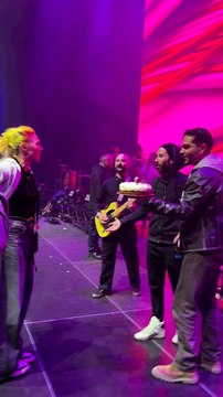 Τάμτα: Τα γενέθλια, η ηλικία και η έκπληξη του Χρήστου Μάστορα