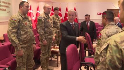 Bakan Akar 'Tek Vatan Harekatı' gazileri ile bir araya geldi