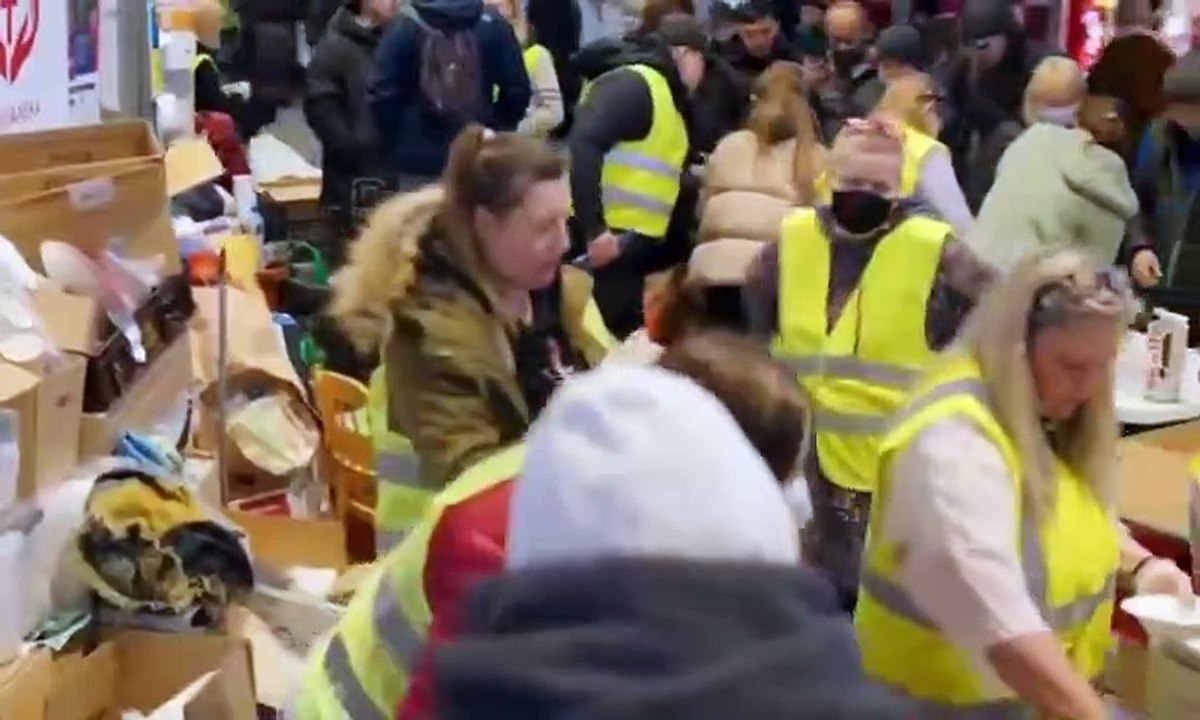 ياسمينا زيتون تنقل وجع اللبنانيين لحفل ملكة جمال الكون