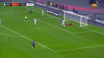 Gavi asiste a Lewandowski en el segundo gol del Barça