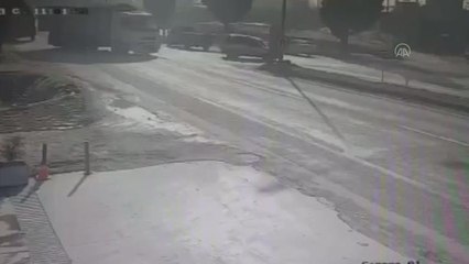 Tırların çarpıştığı kazanın kamera kayıtları ortaya çıktı