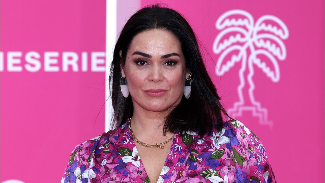 GALA VIDÉO - Lola Dewaere cash sur sa perte de poids : “J'ai toujours des énormes fesses”