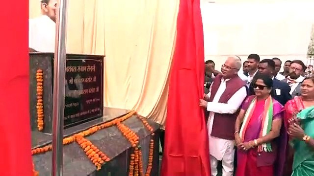 भेंट-मुलाकात कार्यक्रम में खिसोरा पहुंचे सीएम, स्वतंत्रता संग्राम सेनानियों की प्रतिमाओं का किया अनावरण