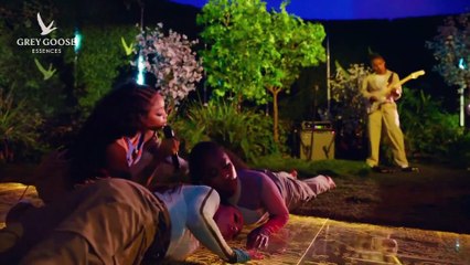 SZA interprète "Good Days" en live