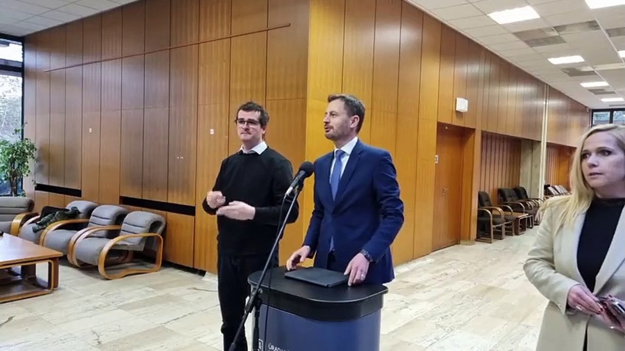 ZÁZNAM: Brífing premiéra E. Hegera