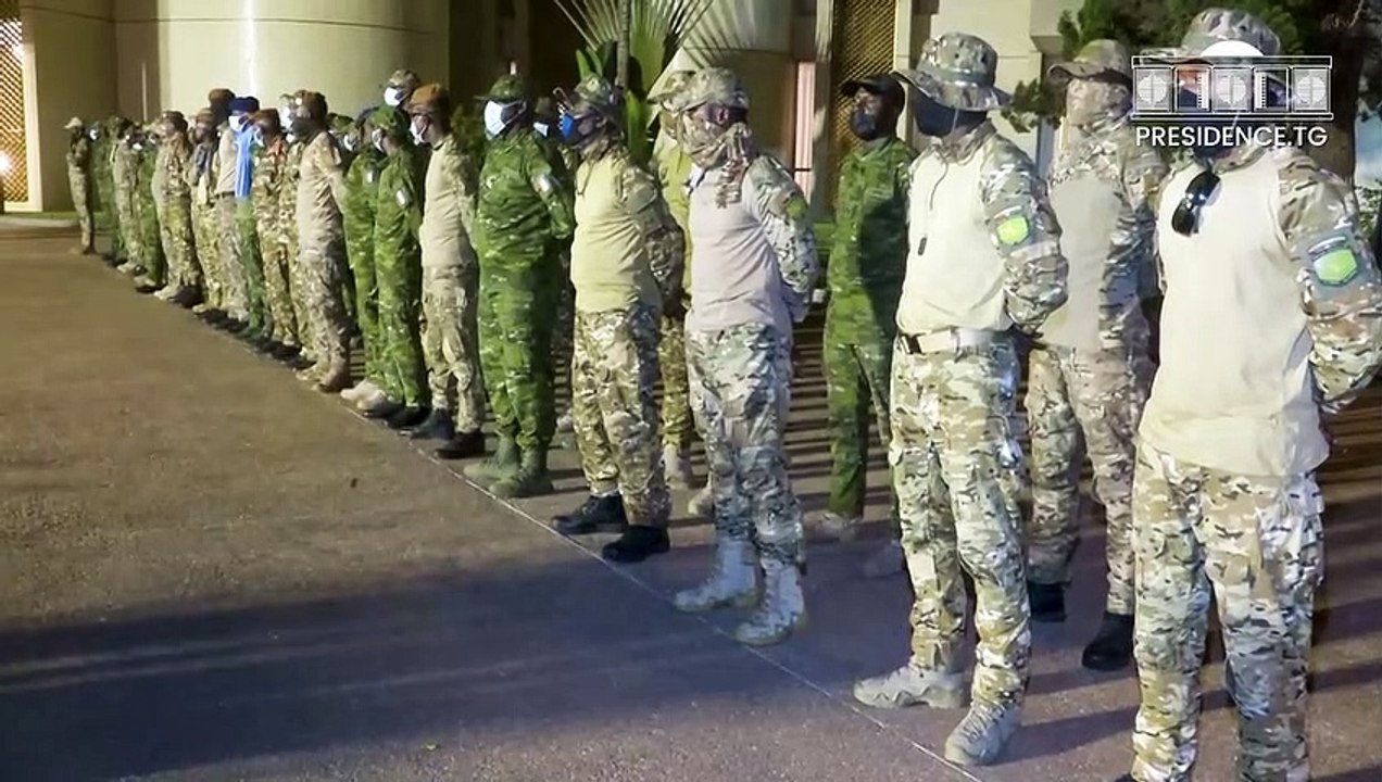 Faure Gnassingbé reçoit à Lomé les militaires ivoiriens