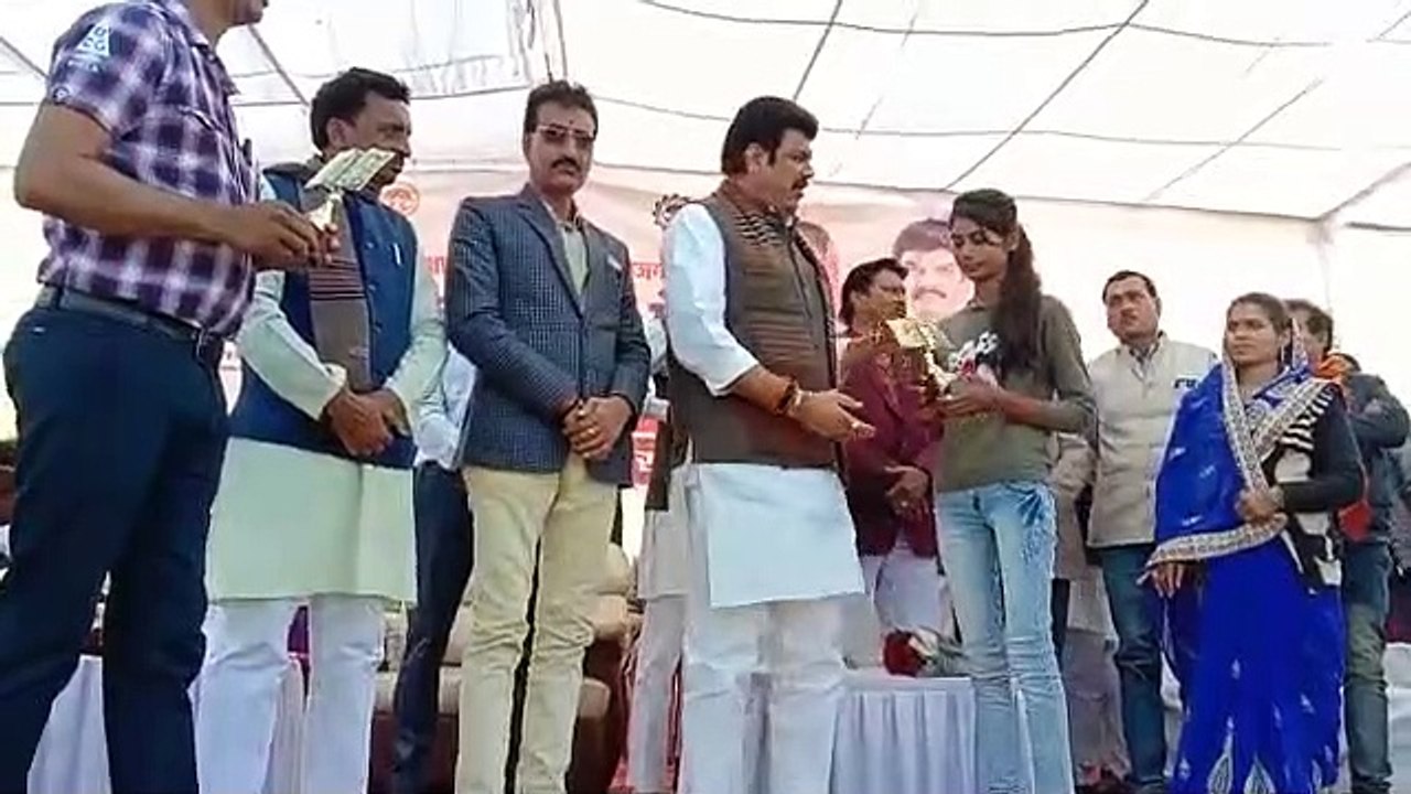 जैसीनगर में रोजगार मेला संपन्न, सैकड़ों युवाओं के खिले चेहरे