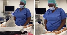 Avec sa voix d'or, cette chirurgienne endort ses patientes en les détendant grâce au chant avant une opération