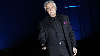 GALA VIDEO - Michel Sardou complexé au début de sa carrière : “J'aimais pas ma gueule..."