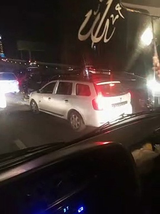 حادث سير على أتوستراد انطلياس