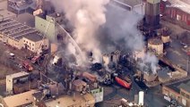 Incêndio devastador em fábrica de químicos nos EUA