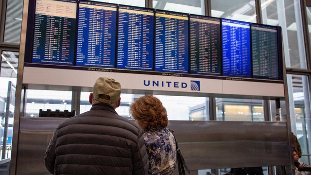 Thousands of flights in the US grounded due to system glitch