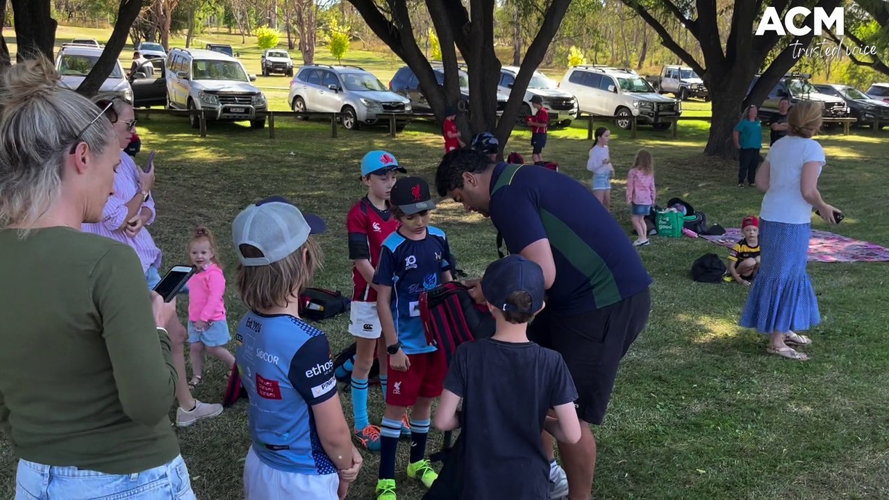 Morgan Turinui visits National Rugby Camp in Armidale