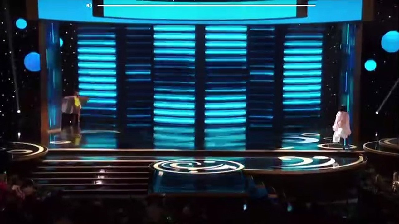 Rebeca Rodriguez es ovacionada en su presentación de traje de baño