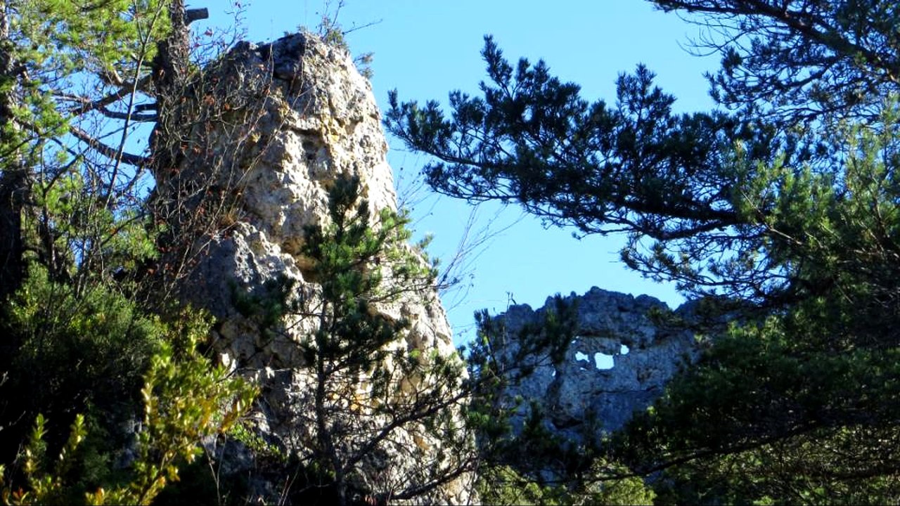 montpellier-le-vieux-cite-de-pierres-aveyron-jeannette