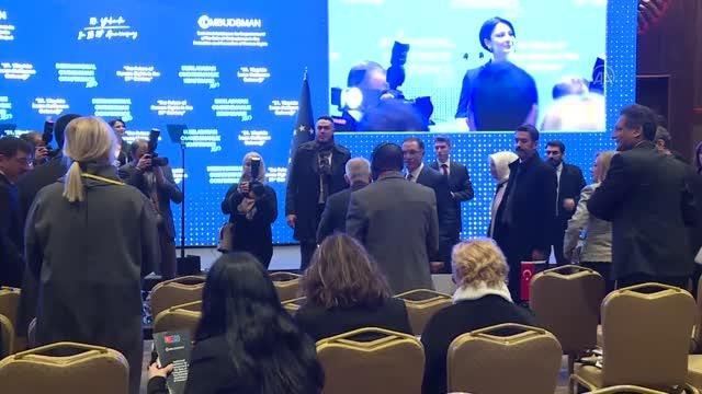 Bakan Varank: (Dezenformasyon yasası) Sosyal medya ve diğer dijital platformlar yoluyla nefret dolu veya ayırımcı söylemlerin veya yanlış bilginin...