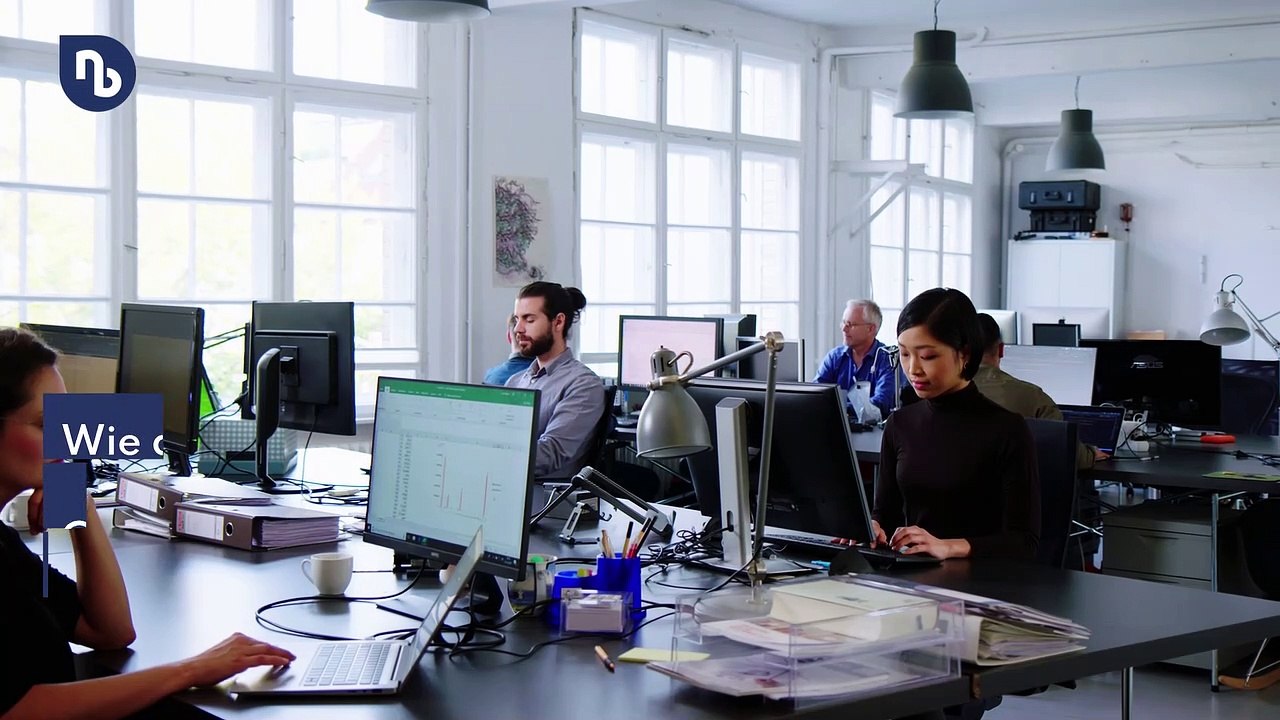 Wer Kollegen im Urlaub stört - in dieser Firma drohen dafür 1100 Euro Strafe