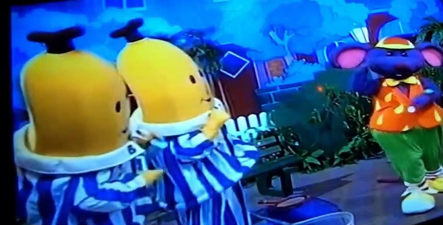 Bananas in Pyjamas Bananas in Pyjamas E023 Housesitter video Dailymotion