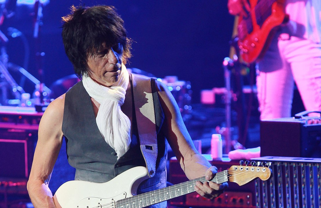Rod Stewart lidera homenagens a Jeff Beck nas redes sociais