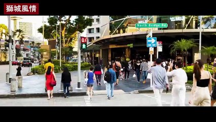 Remembering Singapore【獅城風情】萊佛士城於1986年10月向公眾開放 其簡潔的鋁面外牆與幾何外型設計 成為該區一座具特色地建築