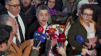 Foi libertada a presidente do Colégio de Médicos da Turquia