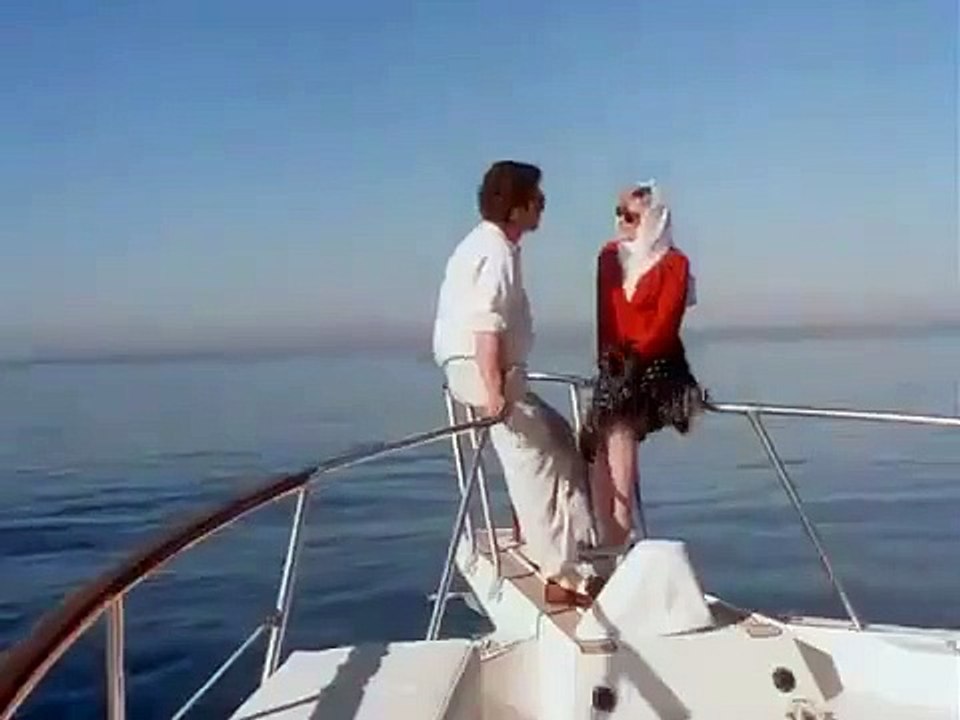 Tales From The Crypt - Se2 - Ep05 - Three's a Crowd HD Watch