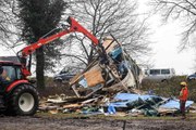 Almanya'da polis çevrecilerin işgal ettiği Lützerath köyünü boşaltıyor