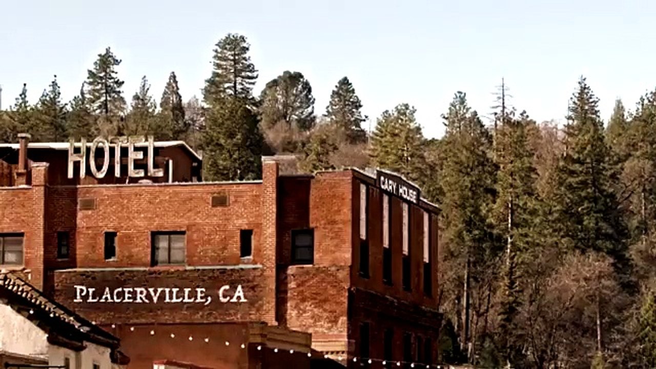 Portals to Hell - Se2 - Ep09 - Cary House Hotel HD Watch