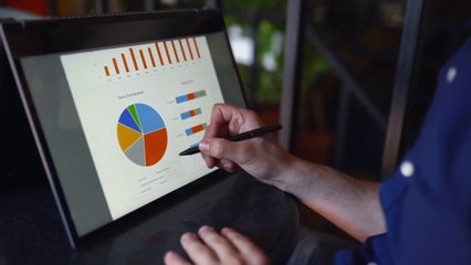 Eurozona, la Bce prevede una lieve recessione