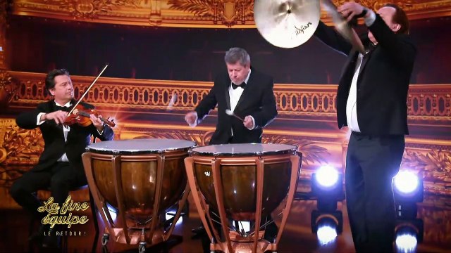 AVANT-PREMIERE : Découvrez les premières images de La Fine équipe qui sera de retour samedi soir sur France 2 à 21h10, avec Pierre Palmade entouré d'une quarantaine d'artistes