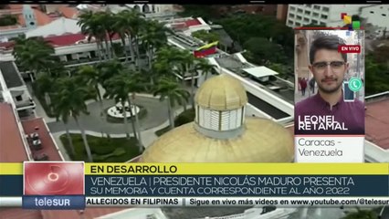 Ciudadanos venezolanos aguardan comparecencia del presidente Nicolás Maduro ante la AN