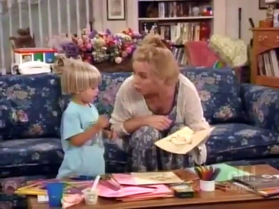 Grace Under Fire - Se3 - Ep01 HD Watch