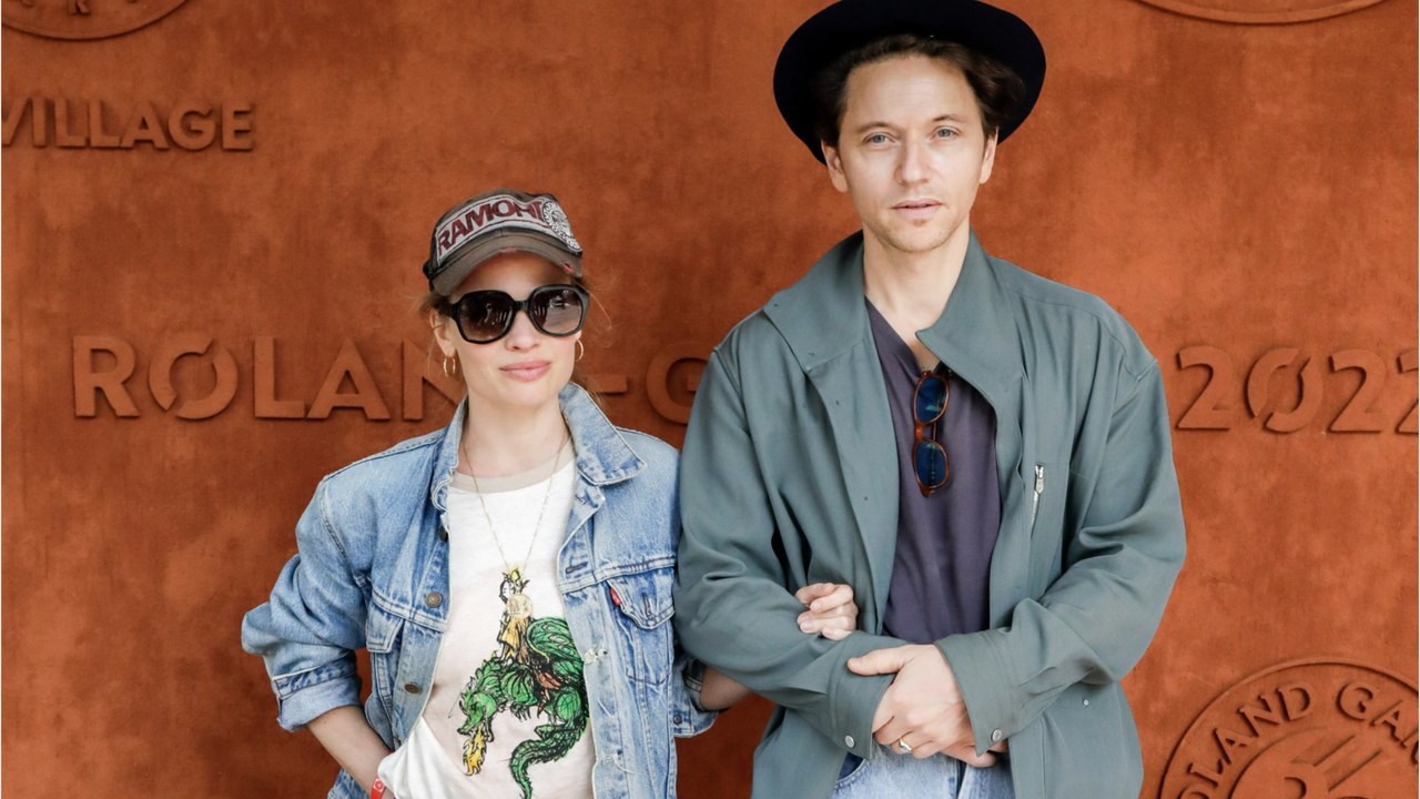 Voici - "Je l'aime tant" : Mélanie Thierry adresse un émouvant message à son compagnon Raphaël