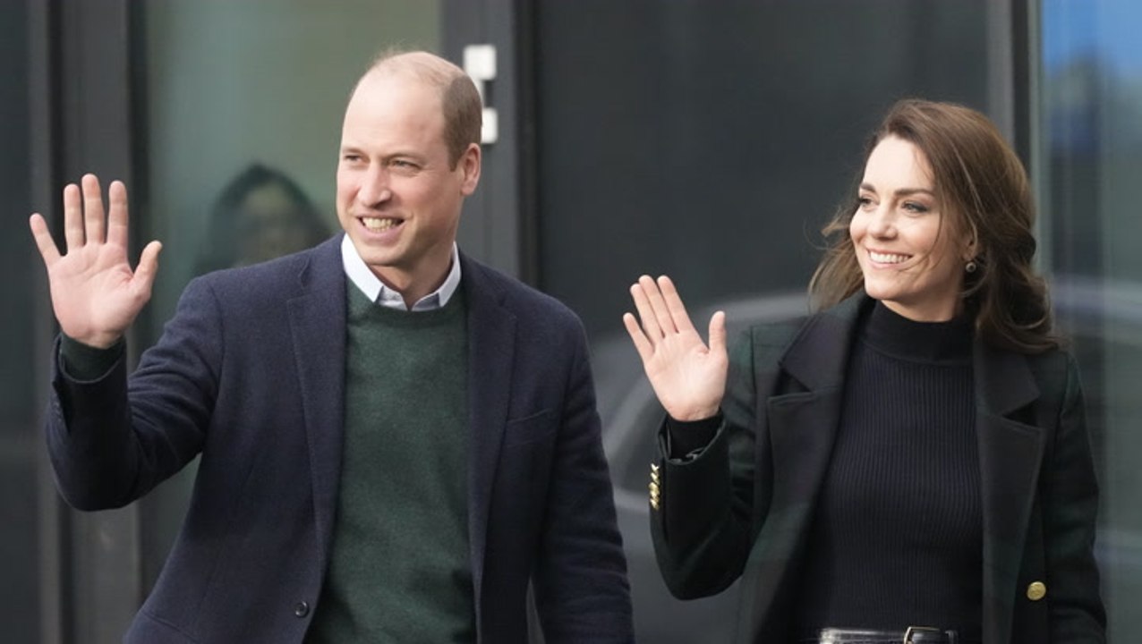 Erster Auftritt nach Harrys Buch: Charles, Kate und William lächeln die Krise weg