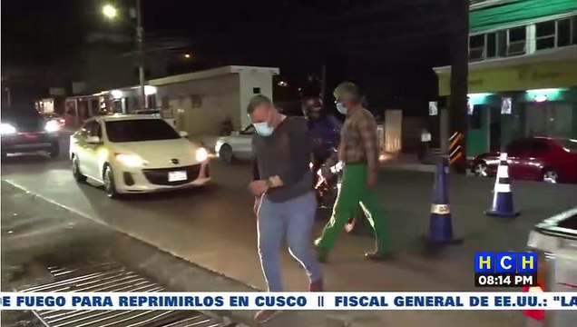 Accidente vial deja pérdidas materiales en la col. El Pedregal de la capital