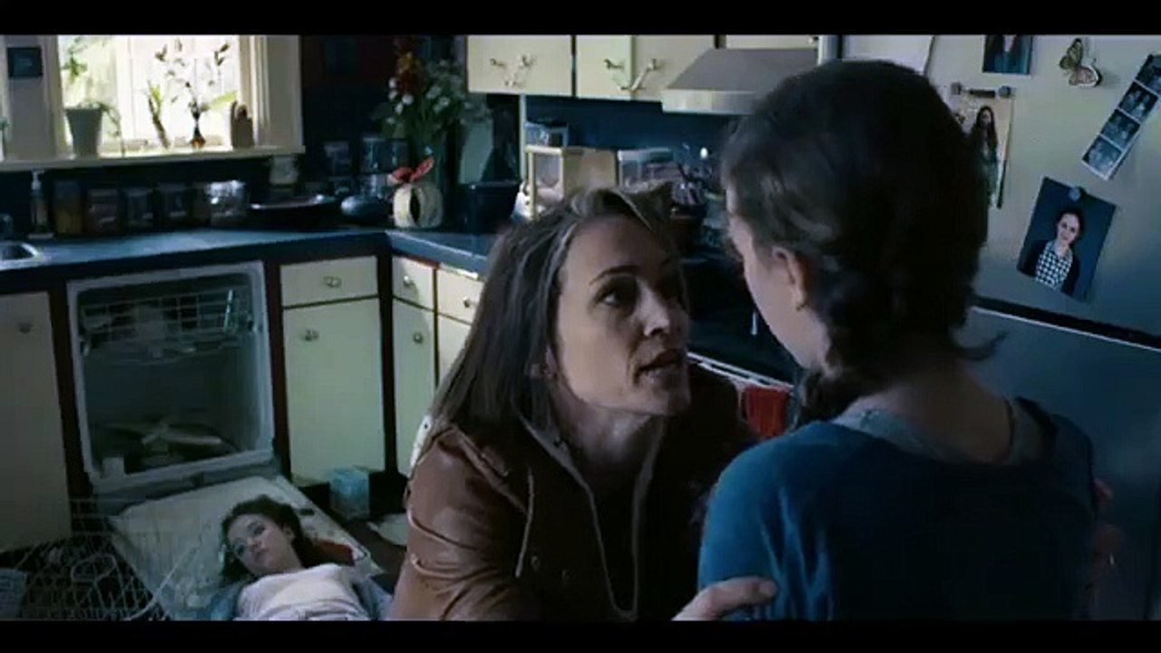 Ghost Wars - Se1 - Ep07 - Whistle Past the Graveyard HD Watch