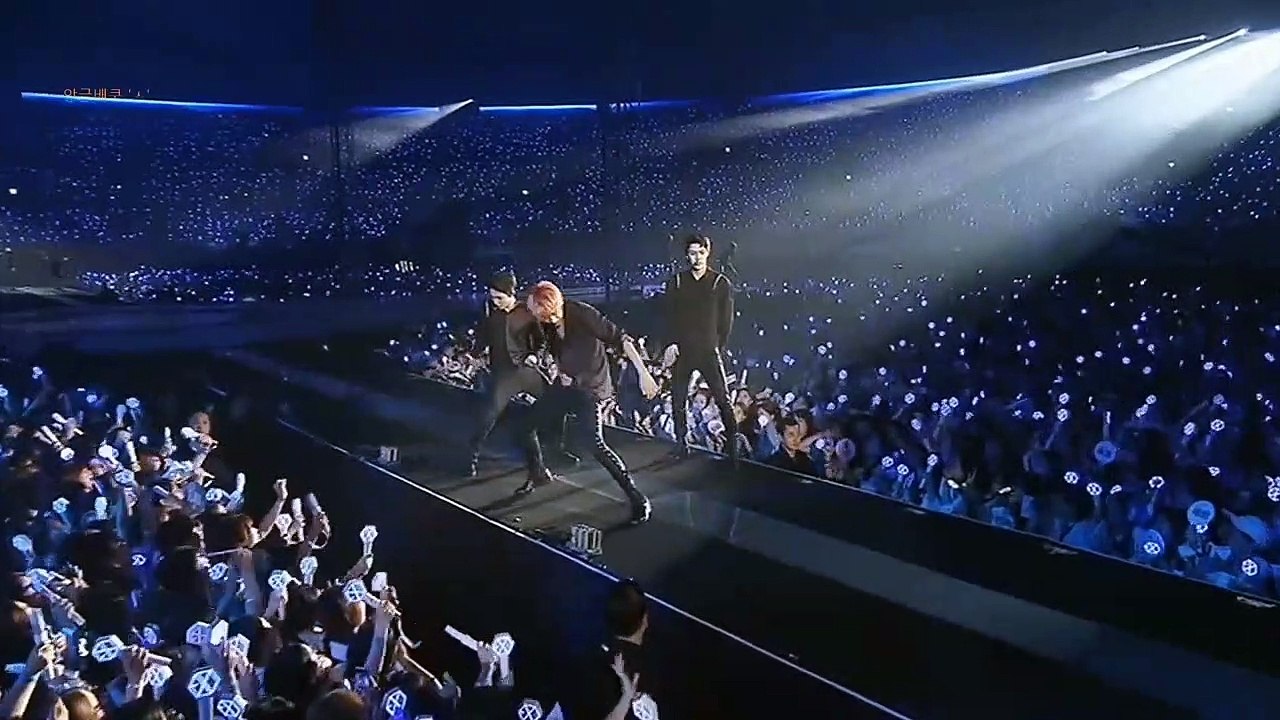 EXO - Thunder (The Exordiumin in Seoul)