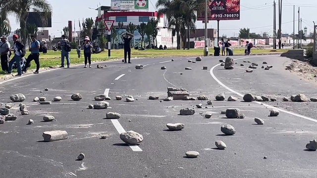 Peru'da hükümet karşıtı protestolarda ölenlerin sayısı 48'e çıktı