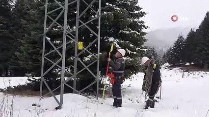 Enerjinin kahramanları Uludağ’da kar mesaisinde