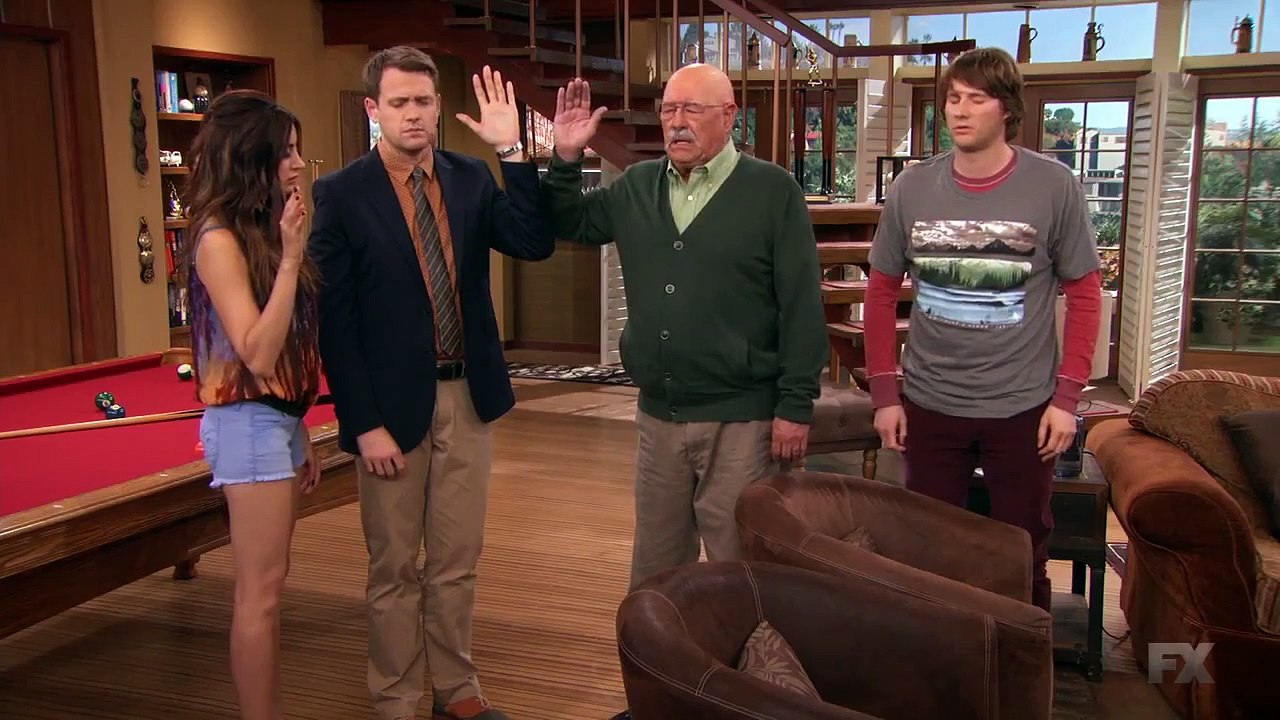 Anger Management - Se3 - Ep17 - Charlie And The Pajama Intervention HD Watch