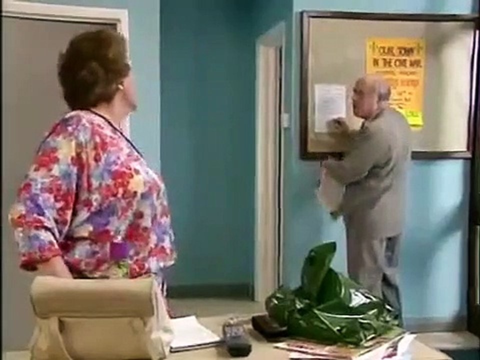 Keeping Up Appearances - Se5 - Ep11 HD Watch